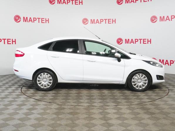 Ford Fiesta Mk6 Рестайлинг с пробегом 2015 года, цена 693 000 рублей, 189265 км, седан, Автокод Объявления