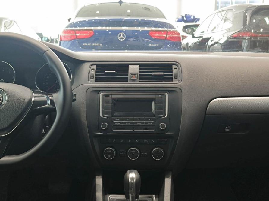 Volkswagen Jetta VI Рестайлинг Казань  - изображение 18