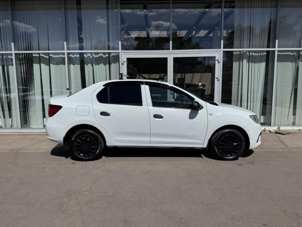 Renault Logan II с пробегом 2018 года, цена 700 000 рублей, 206000 км, седан, Автокод Объявления
