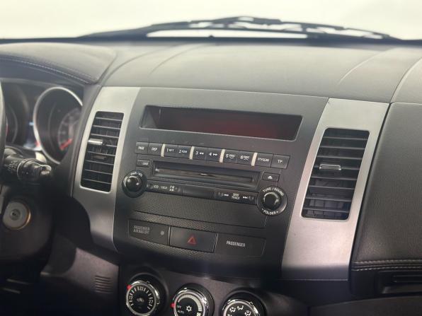 Mitsubishi Outlander II Рестайлинг с пробегом 2011 года, цена 970 000 рублей, 172122 км, внедорожник, Автокод Объявления