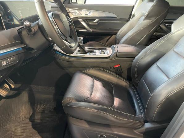 JETOUR X70+ I Рестайлинг с пробегом 2024 года, цена 2 327 700 рублей, 29220 км, внедорожник, Автокод Объявления