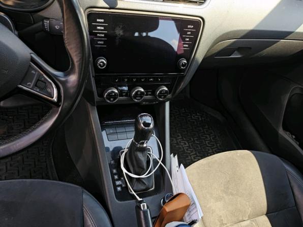 Skoda Octavia III (A7) Рестайлинг с пробегом 2017 года, цена 1 450 000 рублей, 255989 км, лифтбек, Автокод Объявления
