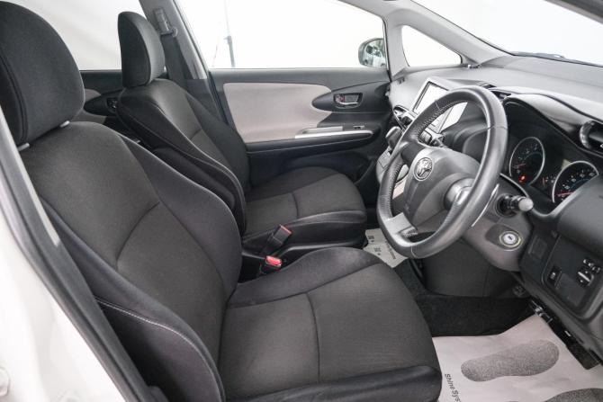 Toyota Wish II с пробегом 2011 года, цена 1 449 000 рублей, 99000 км, минивэн, Автокод Объявления