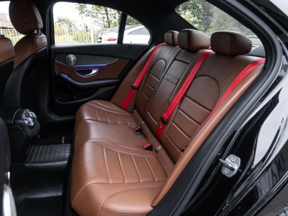 Mercedes-Benz C-Класс IV (W205) Рестайлинг с пробегом 2018 года, цена 2 650 000 рублей, 164866 км, седан, Автокод Объявления