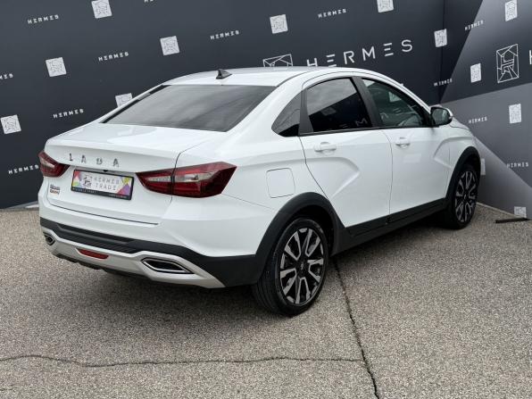 Lada (ВАЗ) Vesta I Рестайлинг (NG) с пробегом 2024 года, цена 1 329 000 рублей, 55668 км, седан, Автокод Объявления