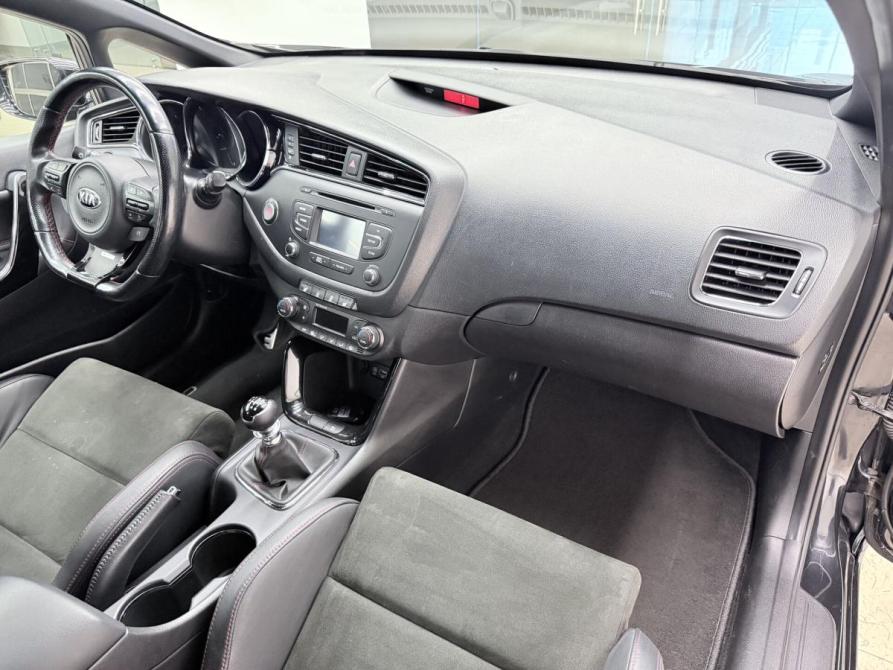 Kia Ceed GT I Рестайлинг Челябинск  - изображение 23