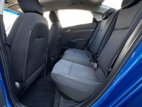 Hyundai Solaris II с пробегом 2019 года, цена 1 299 990 рублей, 195626 км, седан, Автокод Объявления