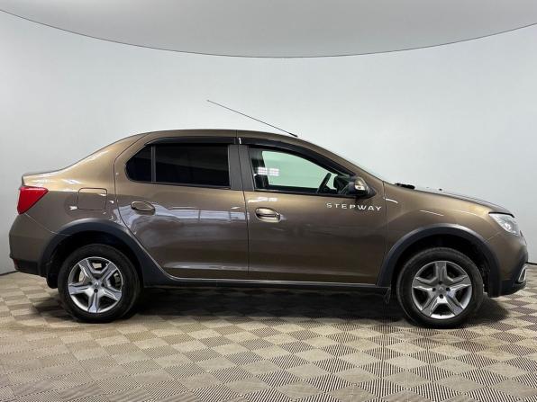 Renault Logan II Рестайлинг с пробегом 2019 года, цена 1 295 000 рублей, 38828 км, седан, Автокод Объявления
