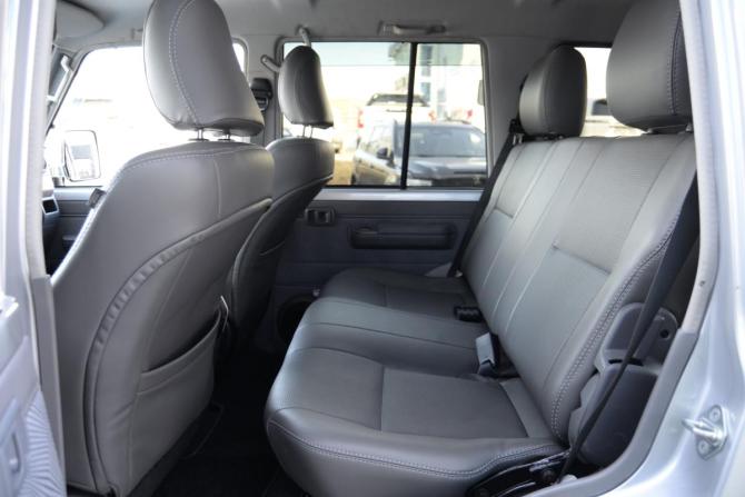 Toyota Land Cruiser 70 Series Рестайлинг 1 с пробегом 2015 года, цена 9 450 000 рублей, 2059 км, внедорожник, Автокод Объявления