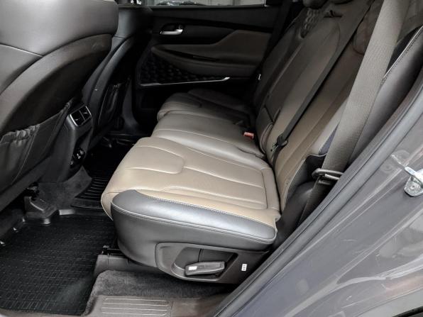 Hyundai Santa Fe IV Рестайлинг с пробегом 2021 года, цена 3 820 000 рублей, 46076 км, внедорожник, Автокод Объявления