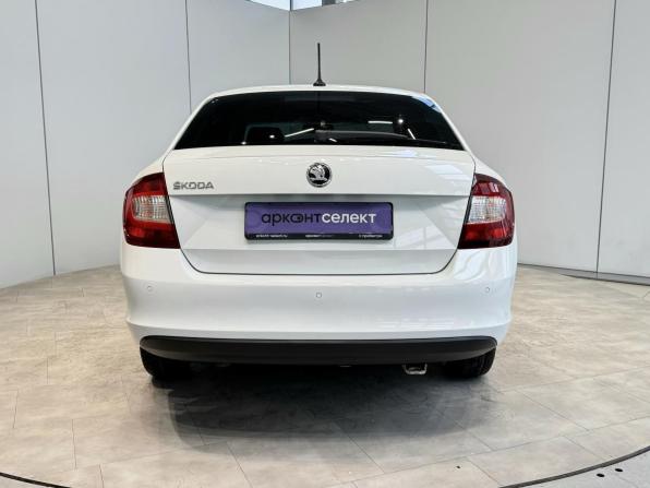 Skoda Rapid I Рестайлинг с пробегом 2018 года, цена 1 040 000 рублей, 172156 км, лифтбек, Автокод Объявления
