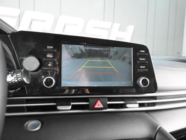 Hyundai Elantra VII (CN7) Рестайлинг с пробегом 2023 года, цена 2 149 000 рублей, 68661 км, седан, Автокод Объявления