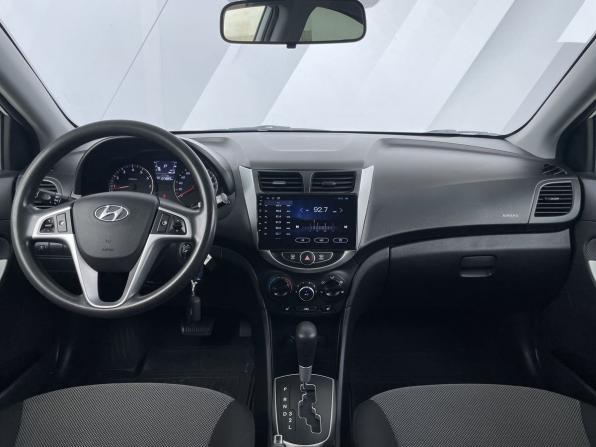 Hyundai Solaris I с пробегом 2014 года, цена 1 068 000 рублей, 137889 км, седан, Автокод Объявления