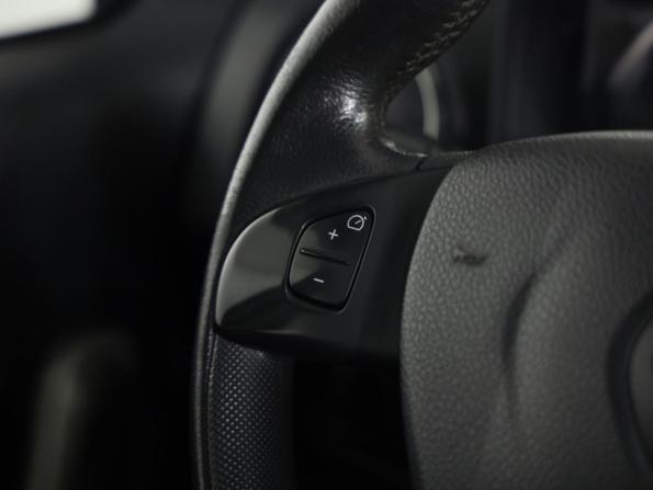 Renault Sandero II с пробегом 2016 года, цена 799 000 рублей, 104200 км, хэтчбек, Автокод Объявления
