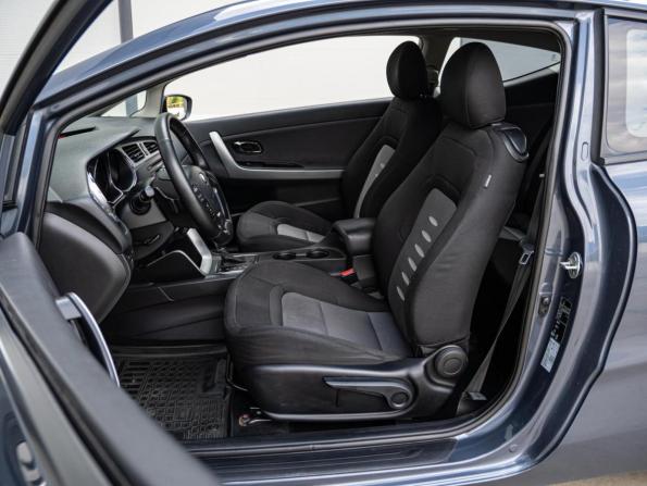 Kia Ceed II с пробегом 2013 года, цена 1 200 000 рублей, 141106 км, хэтчбек, Автокод Объявления