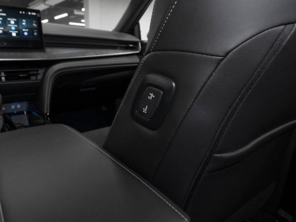 Toyota Camry IX (XV80) China Market с пробегом 2025 года, цена 4 050 000 рублей, 32 км, седан, Автокод Объявления