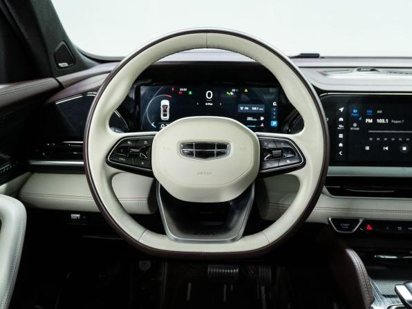 Geely Monjaro I с пробегом 2021 года, цена 3 299 000 рублей, 64218 км, внедорожник, Автокод Объявления