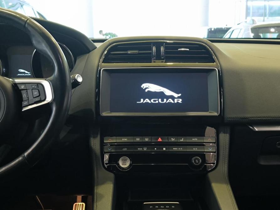 Jaguar F-Pace I Казань  - изображение 18