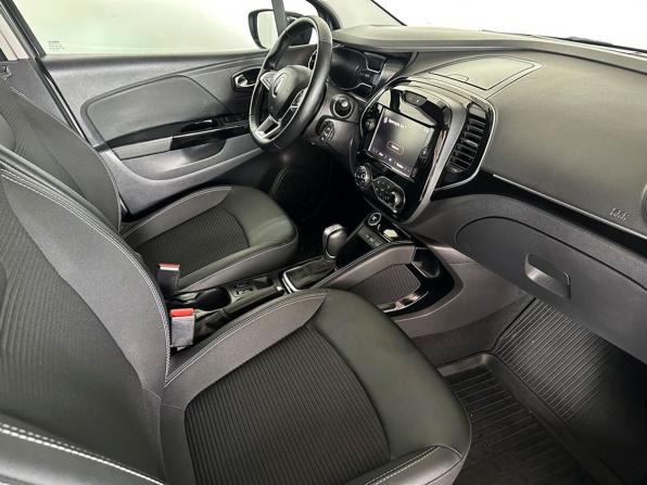 Renault Kaptur I Рестайлинг с пробегом 2021 года, цена 1 740 000 рублей, 45652 км, внедорожник, Автокод Объявления