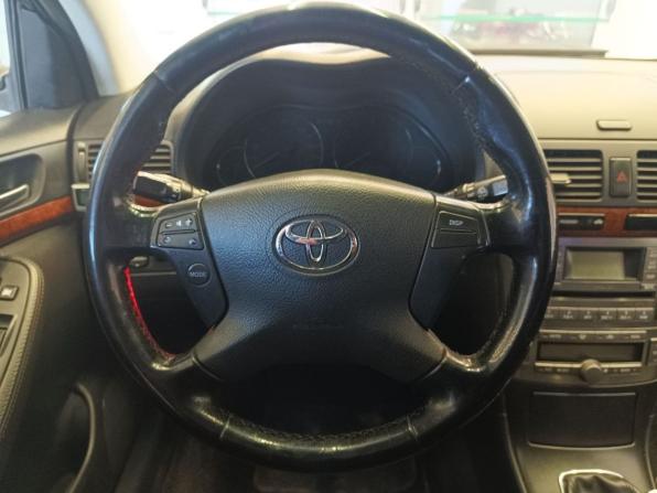 Toyota Avensis II Рестайлинг с пробегом 2006 года, цена 550 000 рублей, 283000 км, универсал, Автокод Объявления