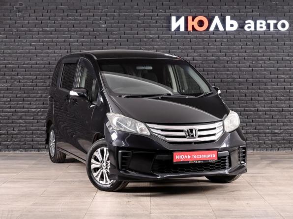 Honda Freed I Рестайлинг с пробегом 2012 года, цена 1 050 000 рублей, 189658 км, компактвэн, Автокод Объявления