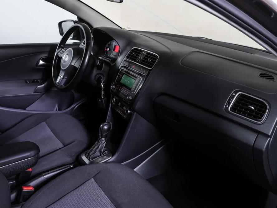 Volkswagen Polo V Москва  - изображение 9