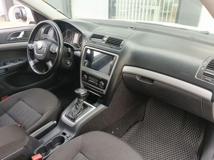 Skoda Octavia II (A5) Рестайлинг Москва  - изображение 9