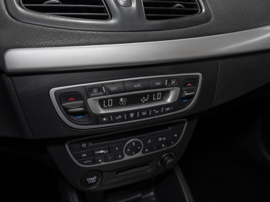 Renault Megane III Рестайлинг Москва  - изображение 16