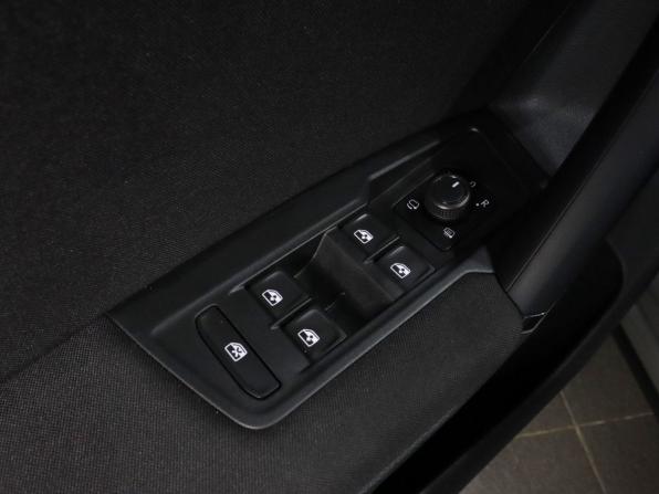 Volkswagen Tiguan II Рестайлинг с пробегом 2021 года, цена 2 360 000 рублей, 92950 км, внедорожник, Автокод Объявления