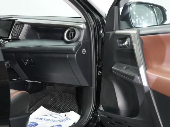 Toyota RAV4 IV (XA40) Рестайлинг с пробегом 2018 года, цена 2 780 000 рублей, 60656 км, внедорожник, Автокод Объявления