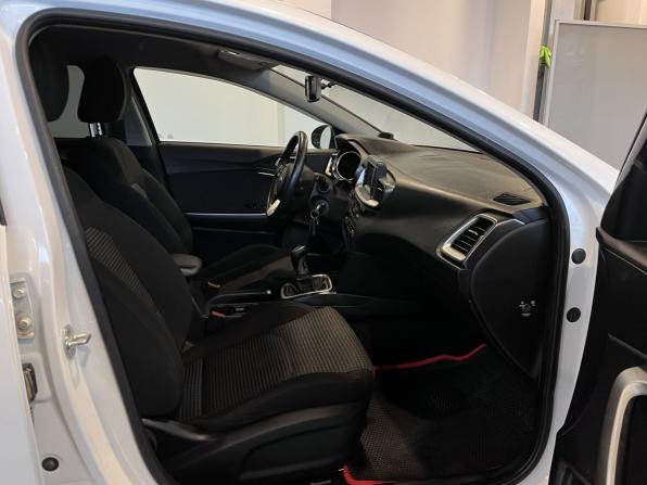 Kia Ceed III с пробегом 2018 года, цена 1 420 000 рублей, 81345 км, хэтчбек, Автокод Объявления