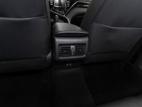 Toyota Camry VIII (XV70) с пробегом 2019 года, цена 2 490 000 рублей, 138870 км, седан, Автокод Объявления