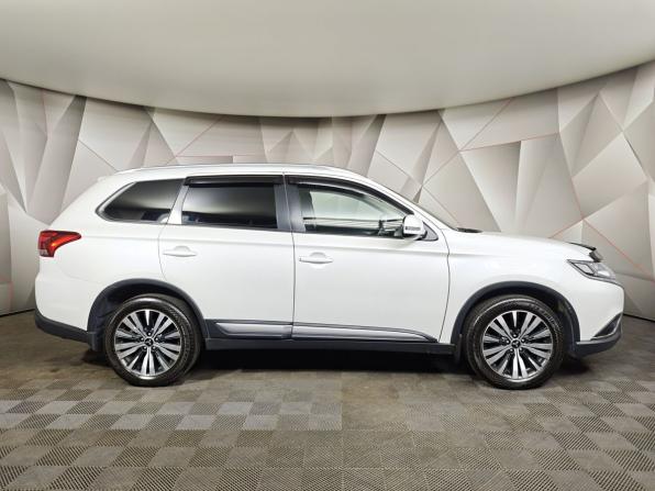 Mitsubishi Outlander III Рестайлинг 3 с пробегом 2019 года, цена 1 883 000 рублей, 161527 км, внедорожник, Автокод Объявления