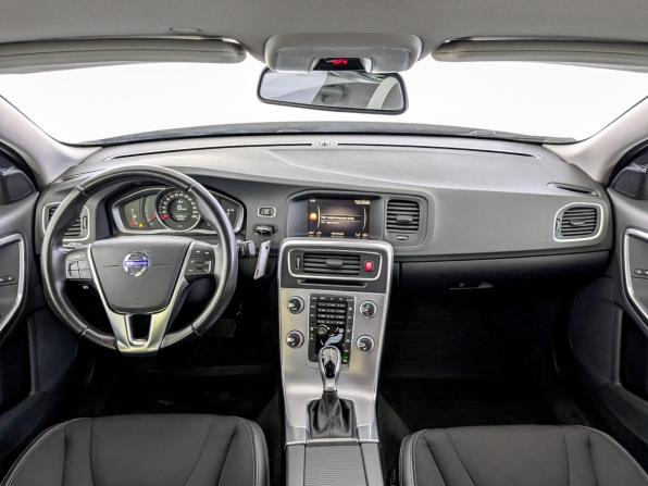Volvo S60 II Рестайлинг с пробегом 2017 года, цена 2 060 000 рублей, 61101 км, седан, Автокод Объявления