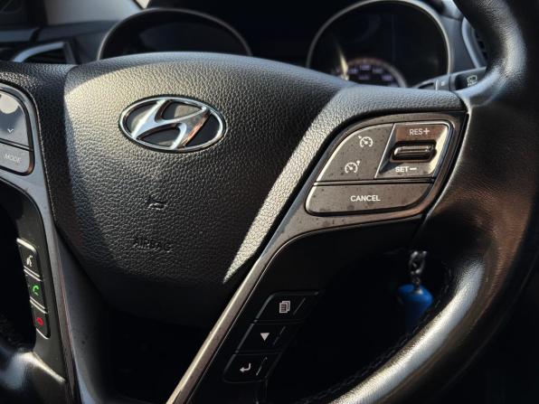 Hyundai Santa Fe III Рестайлинг с пробегом 2015 года, цена 2 215 000 рублей, 220000 км, внедорожник, Автокод Объявления