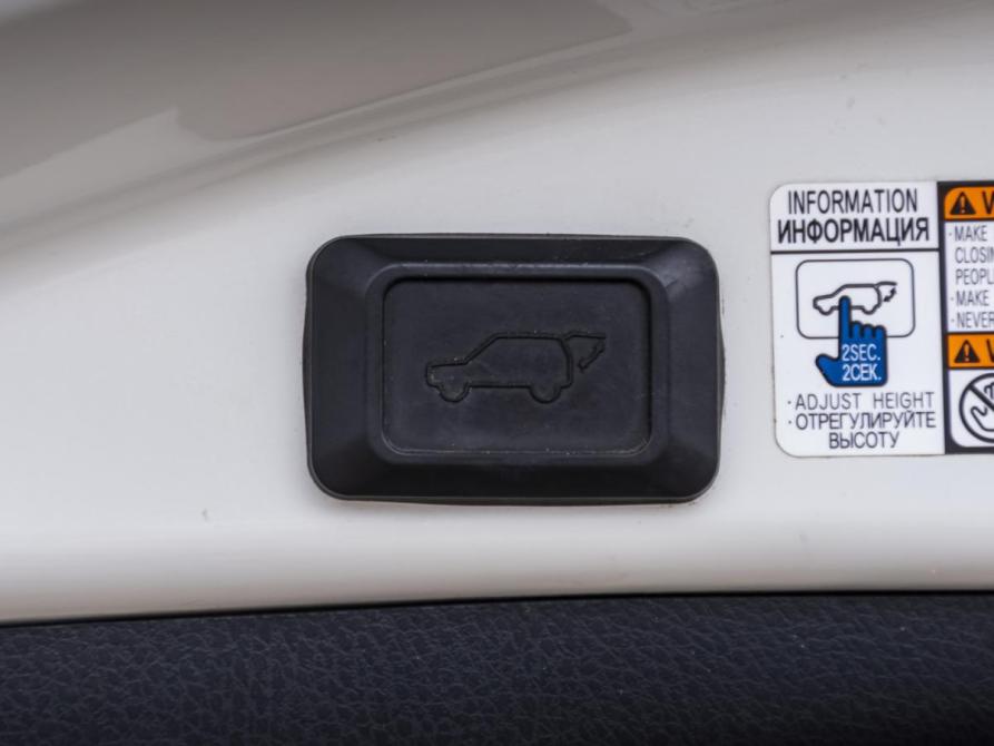 Toyota RAV4 IV (XA40) Москва  - изображение 20