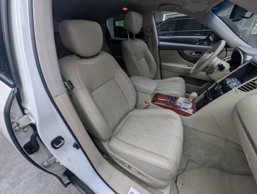 Infiniti QX70 Москва  - изображение 11