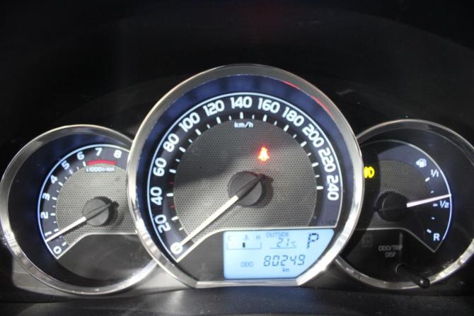 Toyota Corolla XI (E160 E170 E180) с пробегом 2014 года, цена 1 550 000 рублей, 81000 км, седан, Автокод Объявления