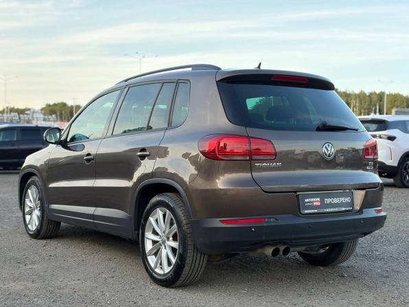 Volkswagen Tiguan I Рестайлинг с пробегом 2016 года, цена 1 095 000 рублей, 241000 км, внедорожник, Автокод Объявления