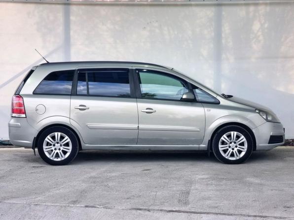 Opel Zafira B с пробегом 2007 года, цена 590 000 рублей, 215729 км, компактвэн, Автокод Объявления