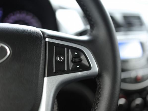 Hyundai Solaris I с пробегом 2011 года, цена 659 000 рублей, 190085 км, хэтчбек, Автокод Объявления