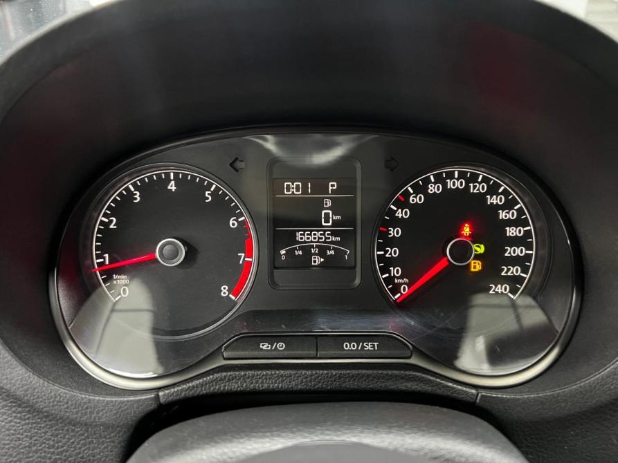 Volkswagen Polo V Рестайлинг Казань  - изображение 11