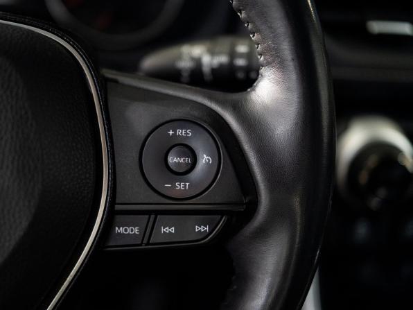 Toyota RAV4 V (XA50) с пробегом 2021 года, цена 3 450 500 рублей, 133897 км, внедорожник, Автокод Объявления