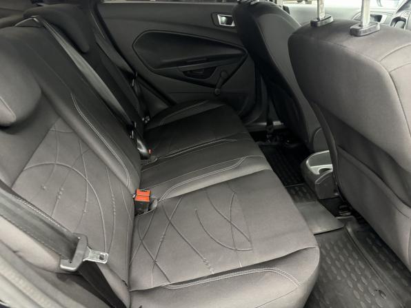 Ford Fiesta Mk6 Рестайлинг с пробегом 2016 года, цена 899 000 рублей, 96506 км, седан, Автокод Объявления