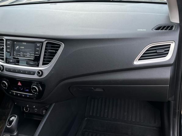 Hyundai Solaris II с пробегом 2020 года, цена 1 350 000 рублей, 130000 км, седан, Автокод Объявления