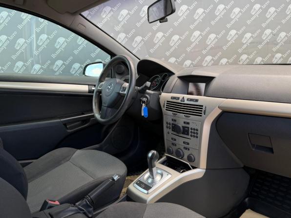 Opel Astra H Рестайлинг с пробегом 2008 года, цена 445 000 рублей, 185974 км, хэтчбек, Автокод Объявления
