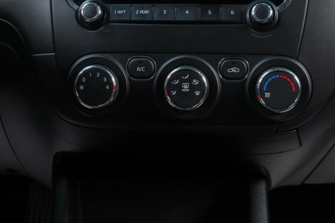 Kia Cerato III Рестайлинг (Classic) с пробегом 2017 года, цена 1 739 000 рублей, 103000 км, седан, Автокод Объявления