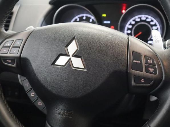 Mitsubishi Outlander II Рестайлинг с пробегом 2011 года, цена 1 046 500 рублей, 200306 км, внедорожник, Автокод Объявления