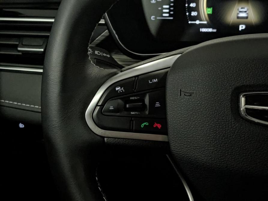 Geely Atlas Pro Москва  - изображение 26