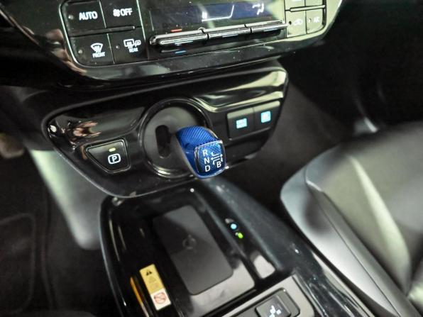 Toyota Prius IV Рестайлинг (XW50) с пробегом 2019 года, цена 2 420 000 рублей, 105441 км, лифтбек, Автокод Объявления
